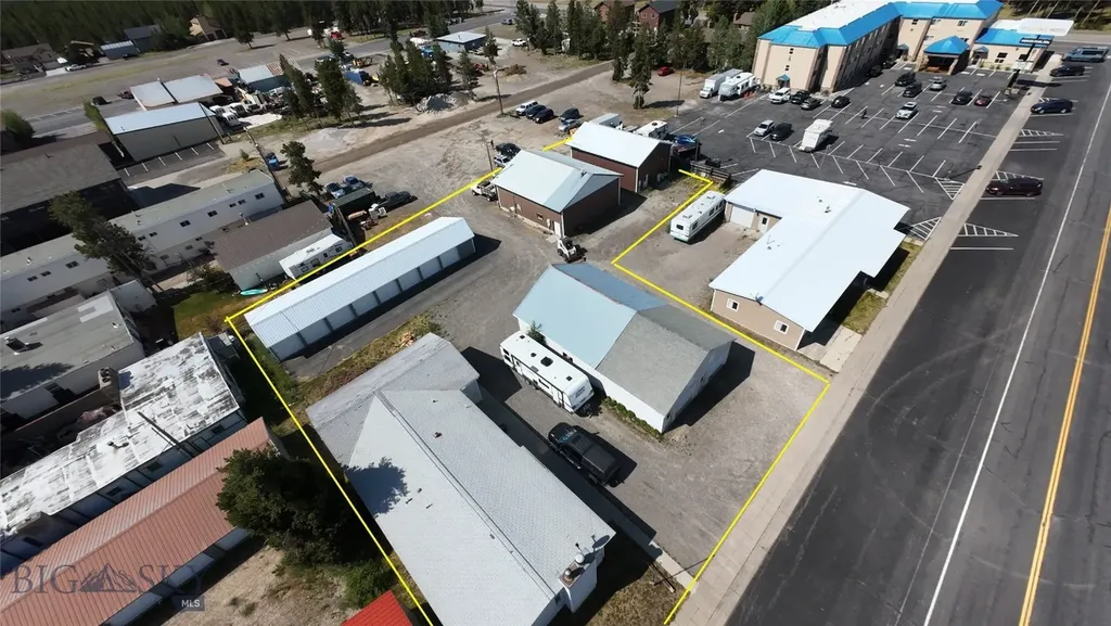 622 Madison Avenue West Yellowstone MT 59758