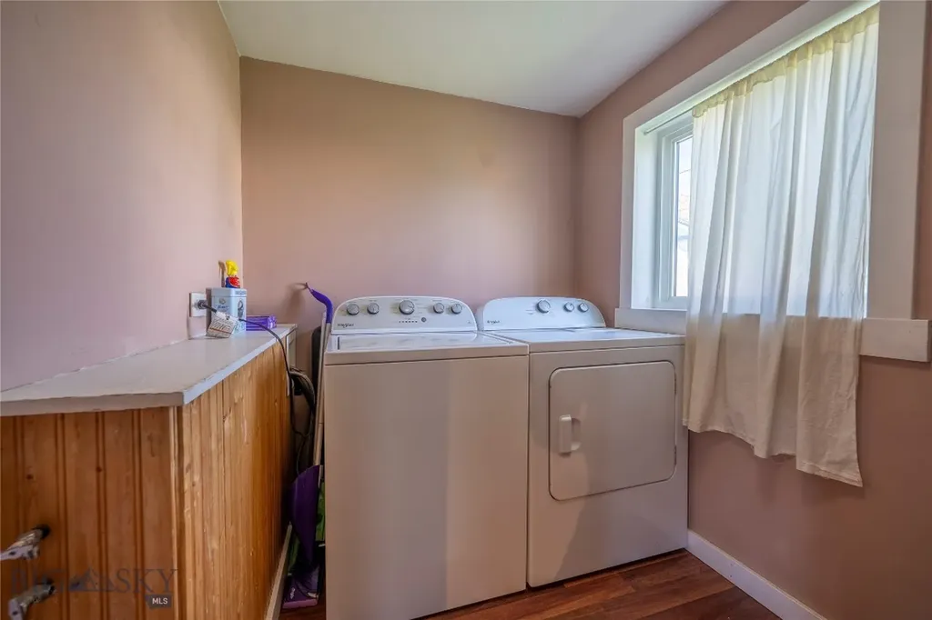 104 1/2 N K Street Livingston MT 59047