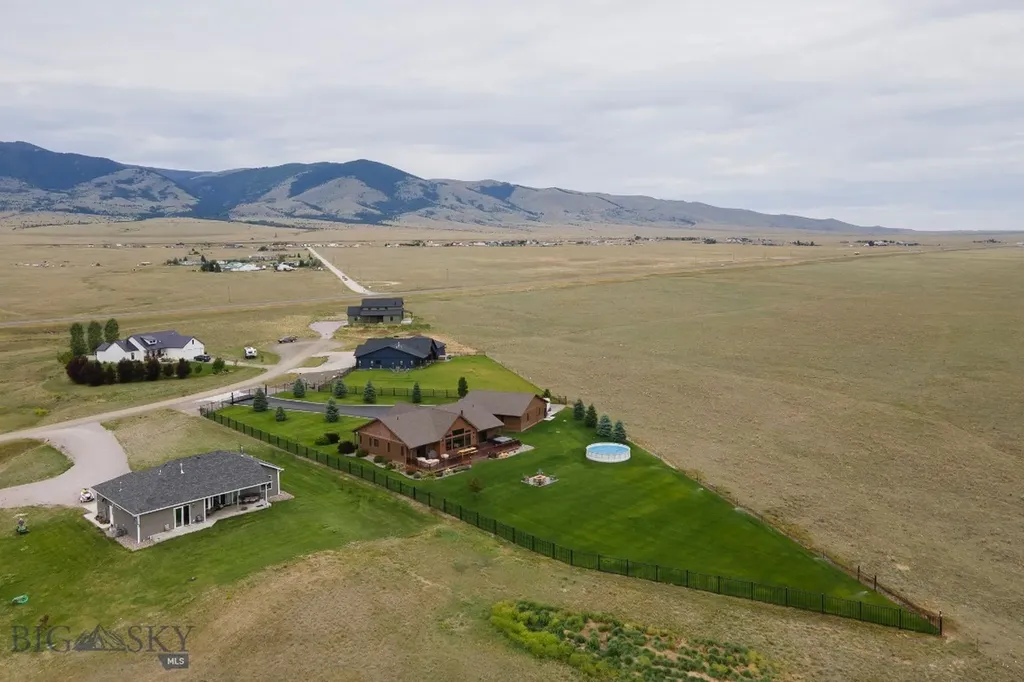 10 Mountainair Lane Townsend MT 59644