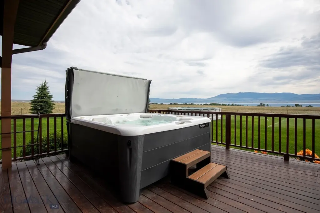 10 Mountainair Lane Townsend MT 59644