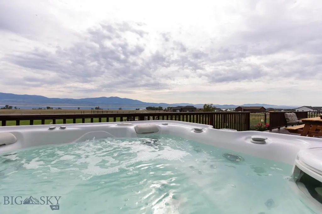 10 Mountainair Lane Townsend MT 59644