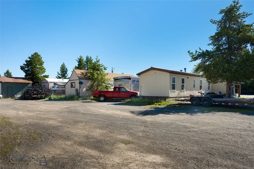 625 Firehole West Yellowstone MT 59758