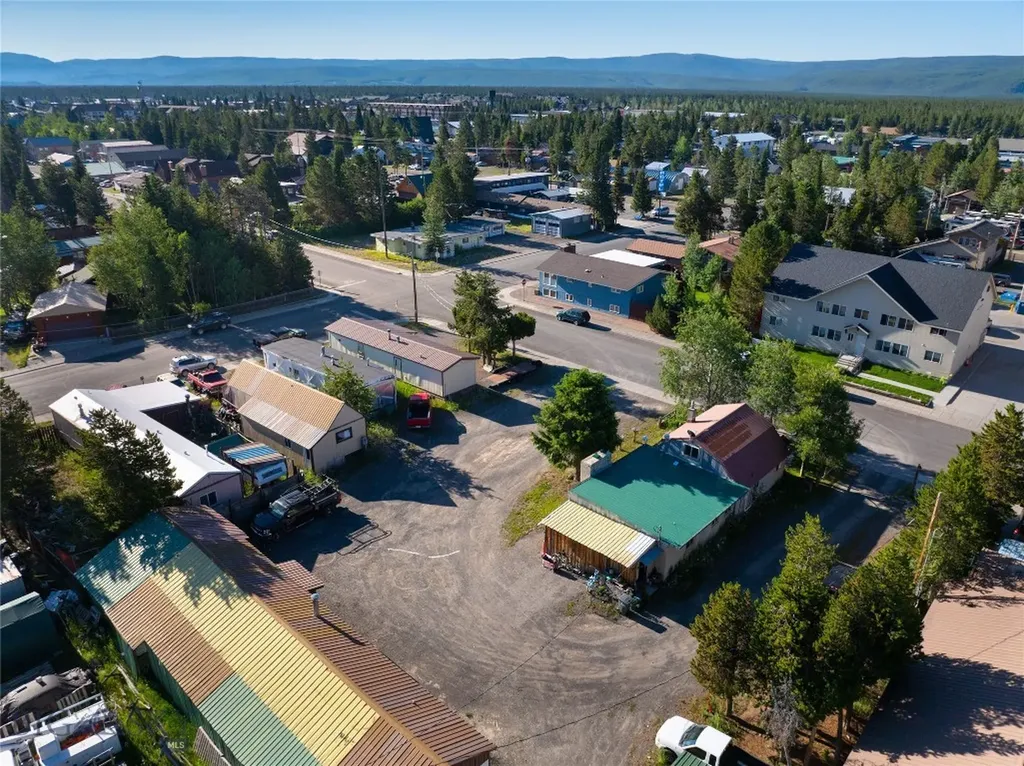625 Firehole West Yellowstone MT 59758