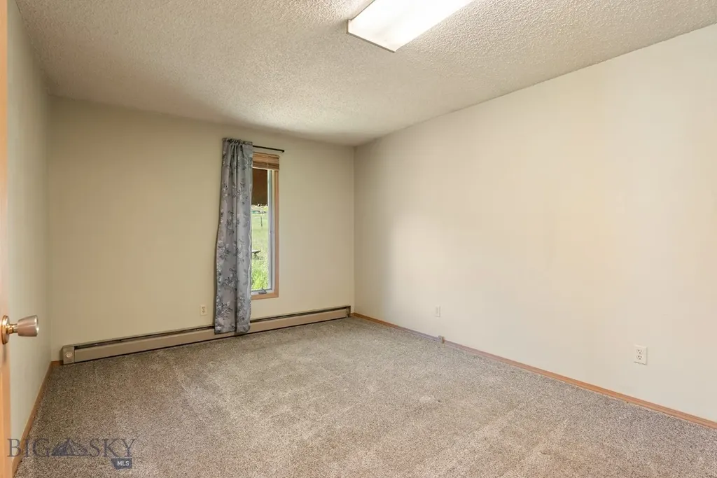 390 Holmes Avenue Butte MT 59701