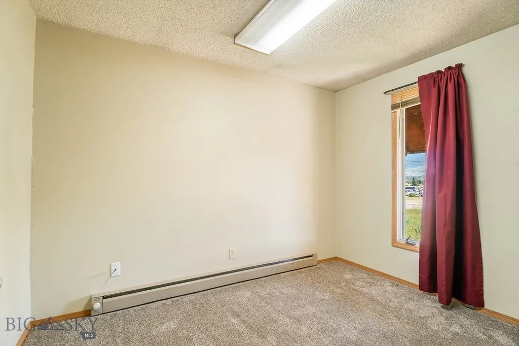 390 Holmes Avenue Butte MT 59701