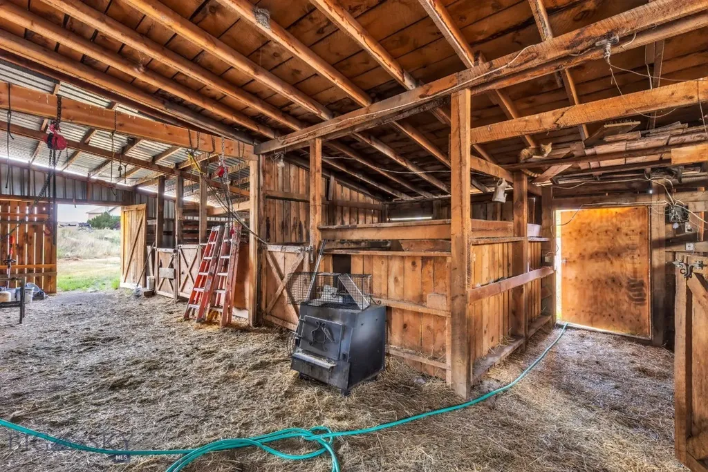10 Chesapeake Drive Livingston MT 59047
