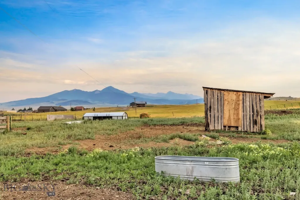 10 Chesapeake Drive Livingston MT 59047
