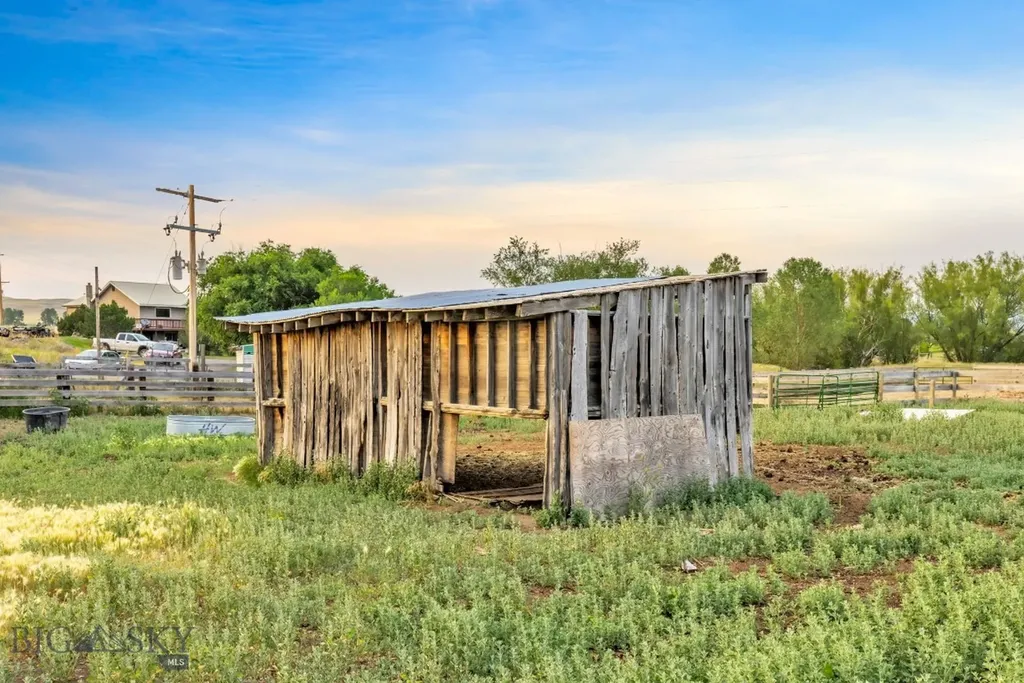 10 Chesapeake Drive Livingston MT 59047