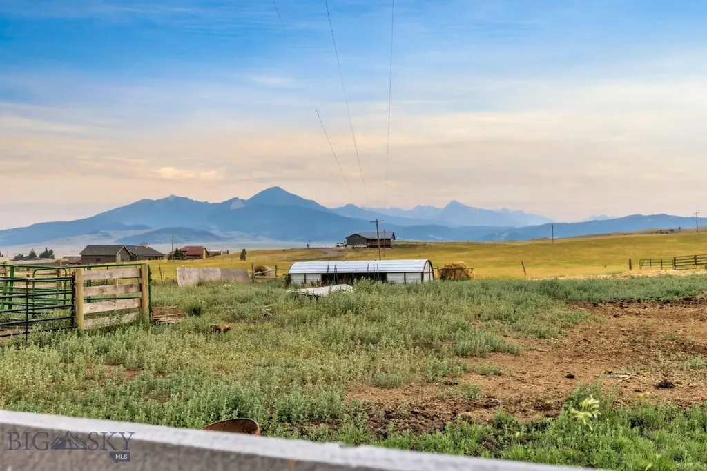 10 Chesapeake Drive Livingston MT 59047