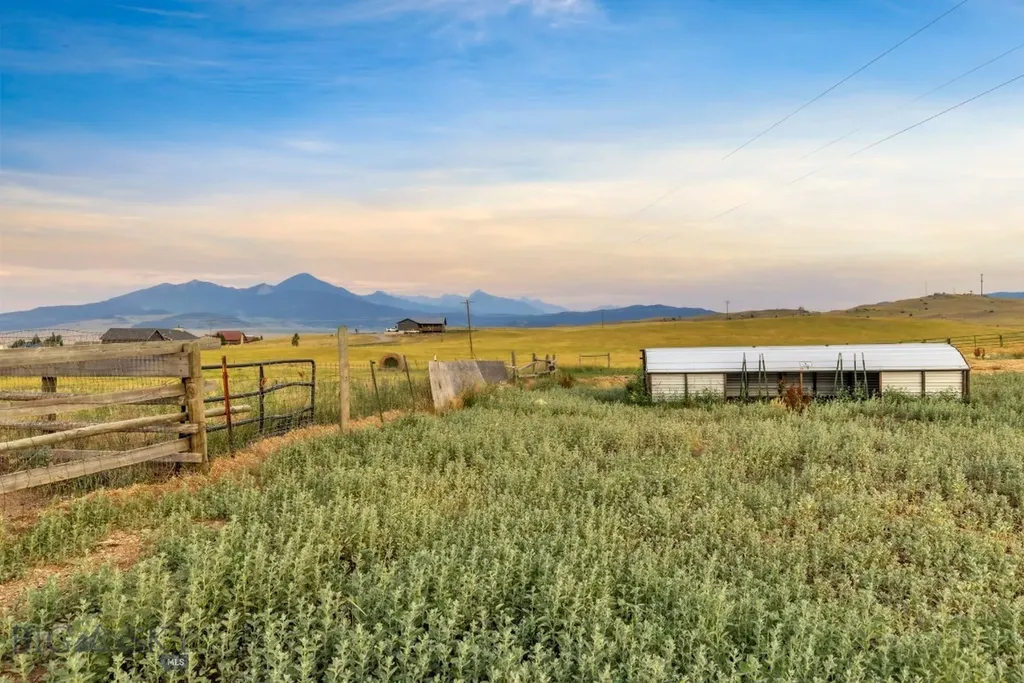 10 Chesapeake Drive Livingston MT 59047