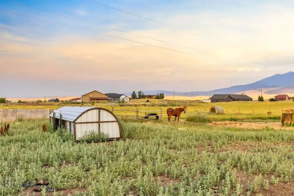 10 Chesapeake Drive Livingston MT 59047