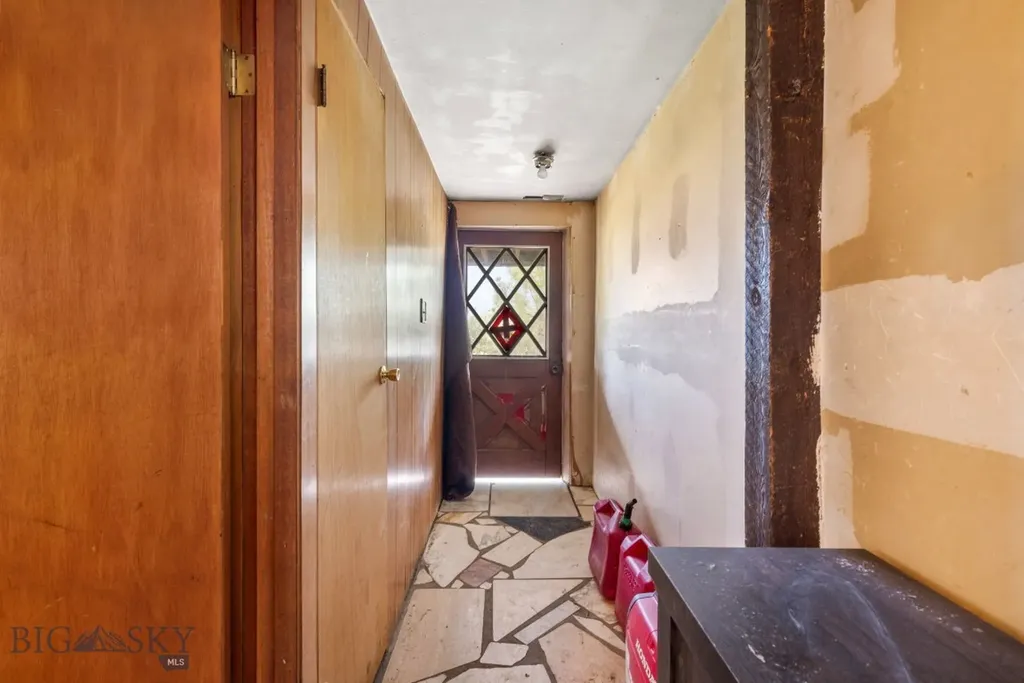 10 Chesapeake Drive Livingston MT 59047