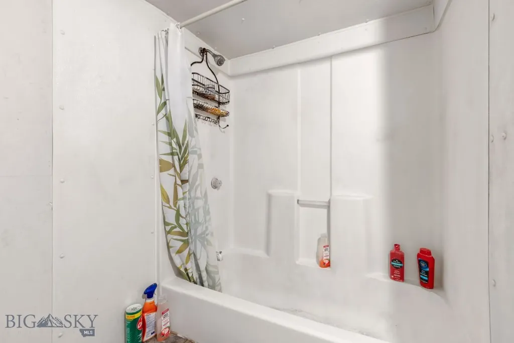 10 Chesapeake Drive Livingston MT 59047