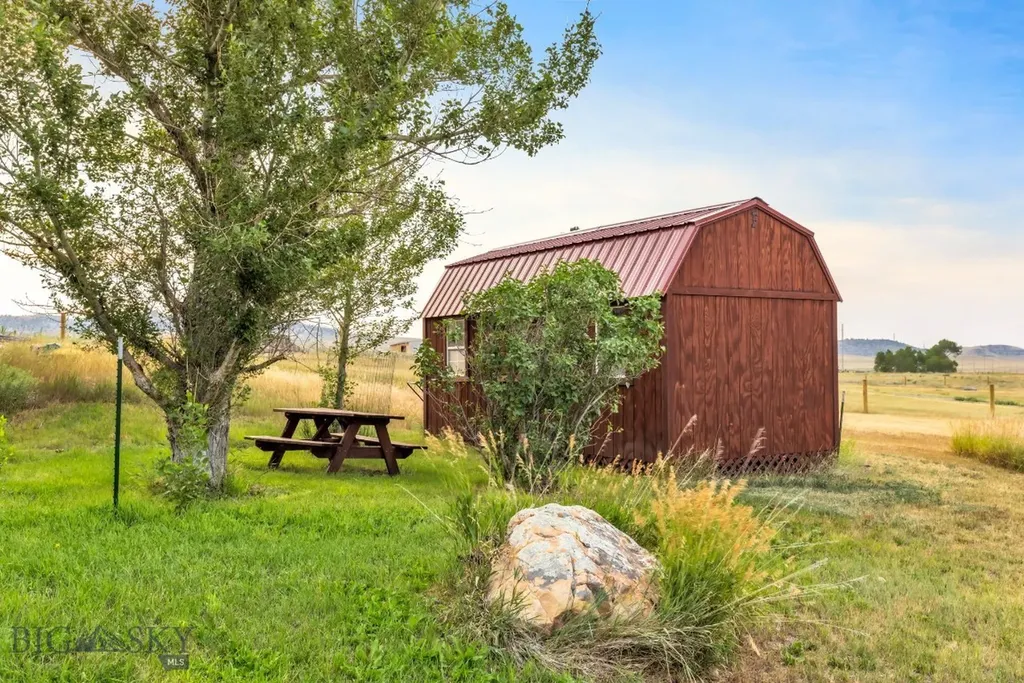 10 Chesapeake Drive Livingston MT 59047