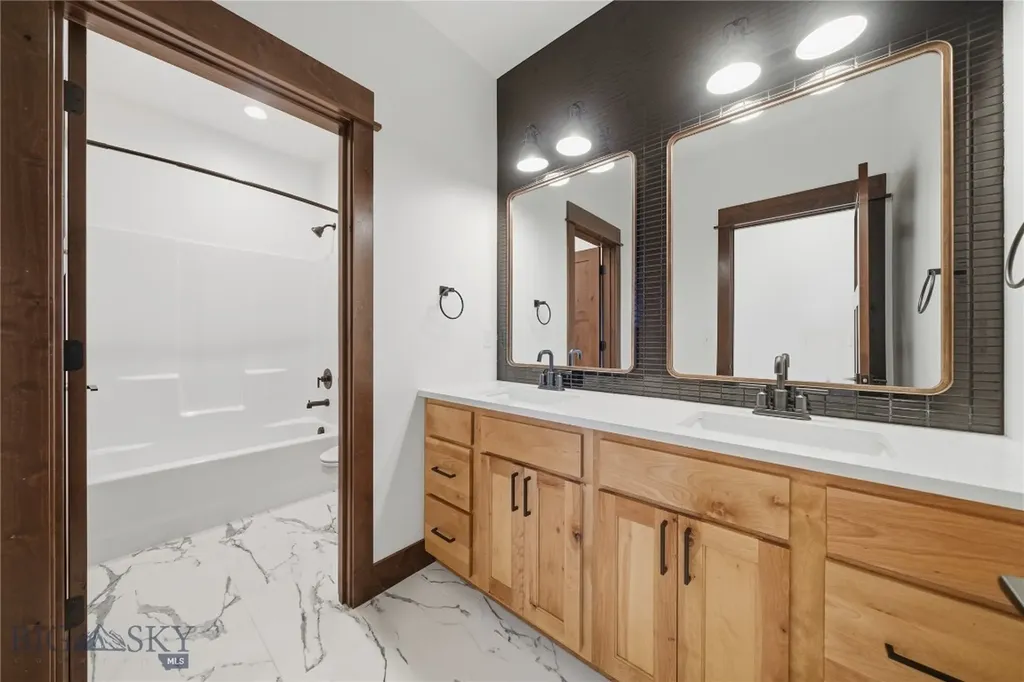 2 Paddlefish Court Three Forks MT 59752