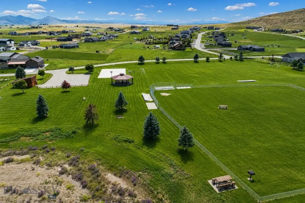 2 Paddlefish Court Three Forks MT 59752