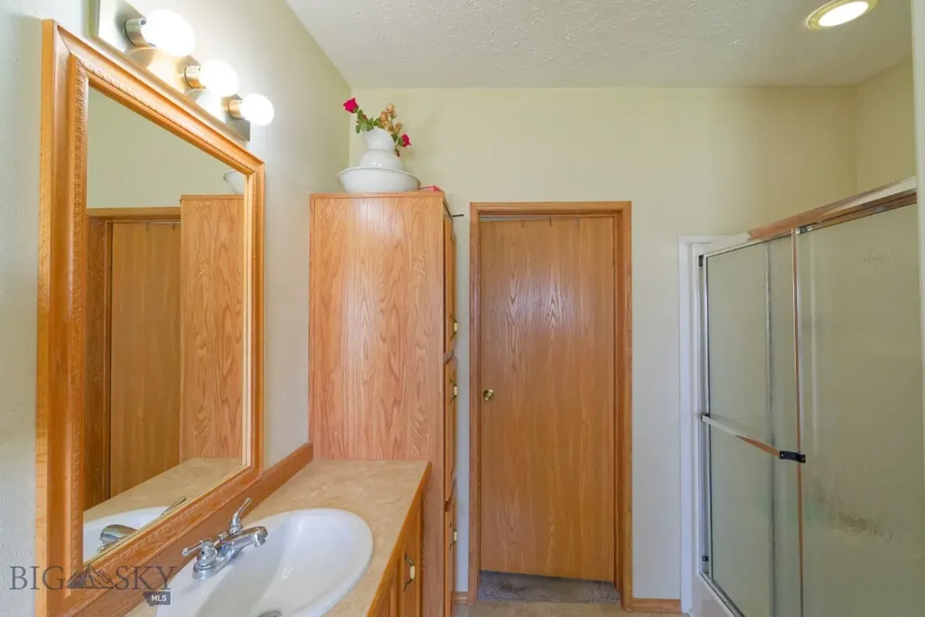 4852 S Warren Butte MT 59701