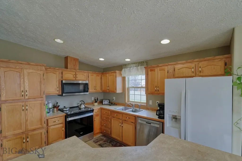 4852 S Warren Butte MT 59701