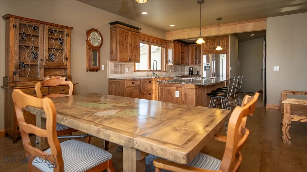 40 Wapiti Way Bozeman MT 59718