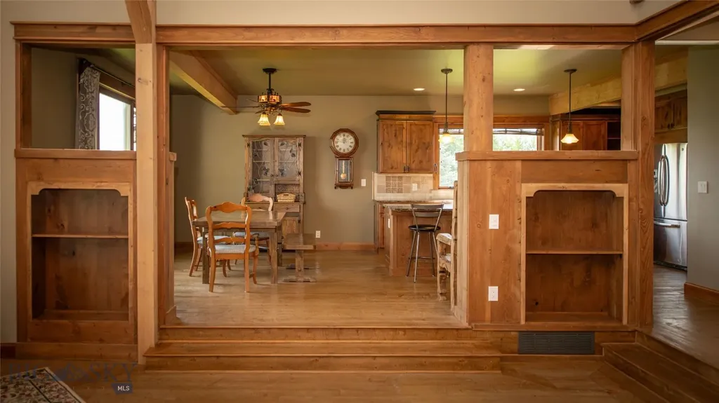 40 Wapiti Way Bozeman MT 59718