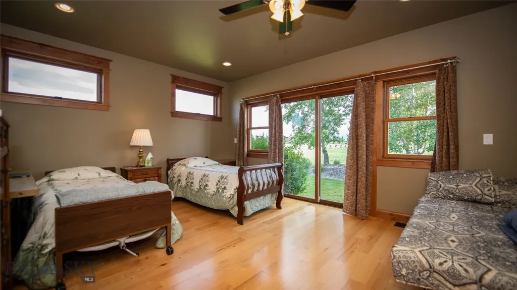 40 Wapiti Way Bozeman MT 59718