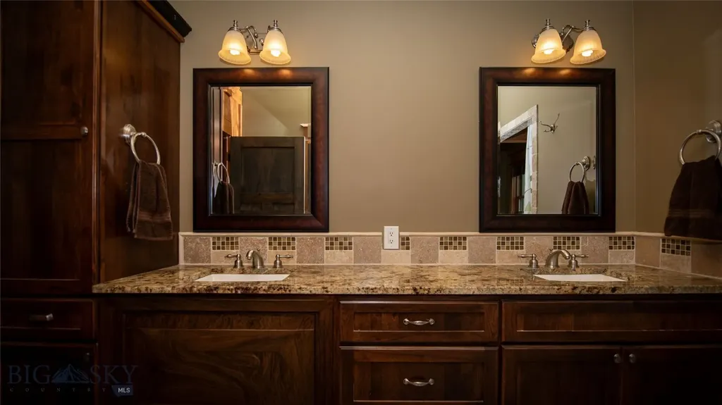 40 Wapiti Way Bozeman MT 59718