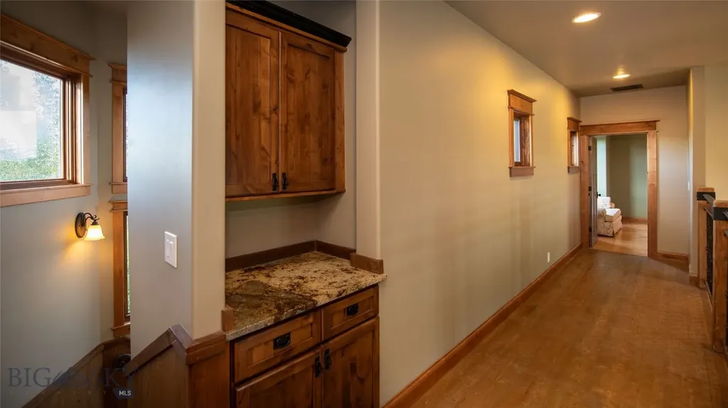 40 Wapiti Way Bozeman MT 59718