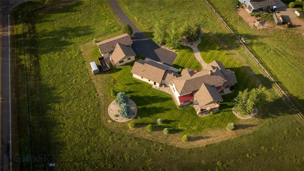 40 Wapiti Way Bozeman MT 59718