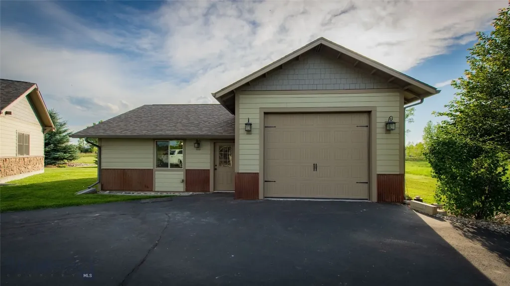 40 Wapiti Way Bozeman MT 59718