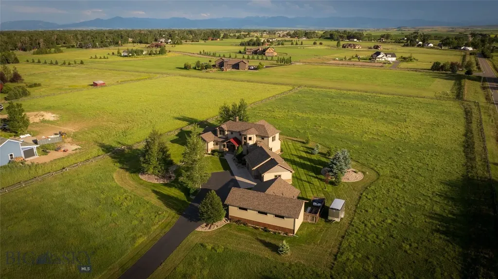 40 Wapiti Way Bozeman MT 59718