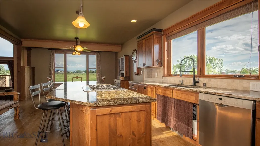 40 Wapiti Way Bozeman MT 59718