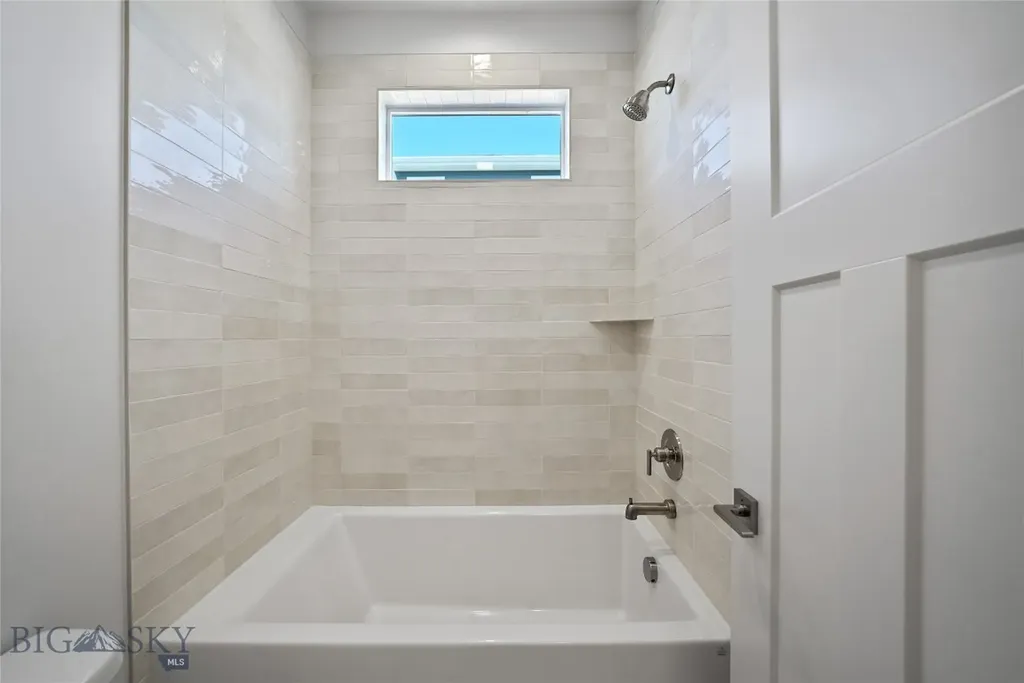 1503 Beeker Lane Belgrade MT 59714