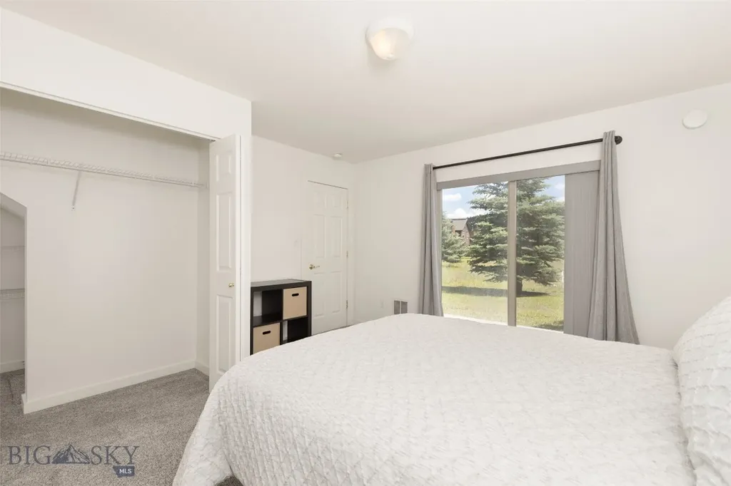 304 Firelight Big Sky MT 59716