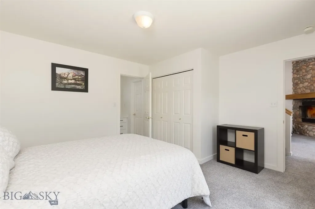 304 Firelight Big Sky MT 59716