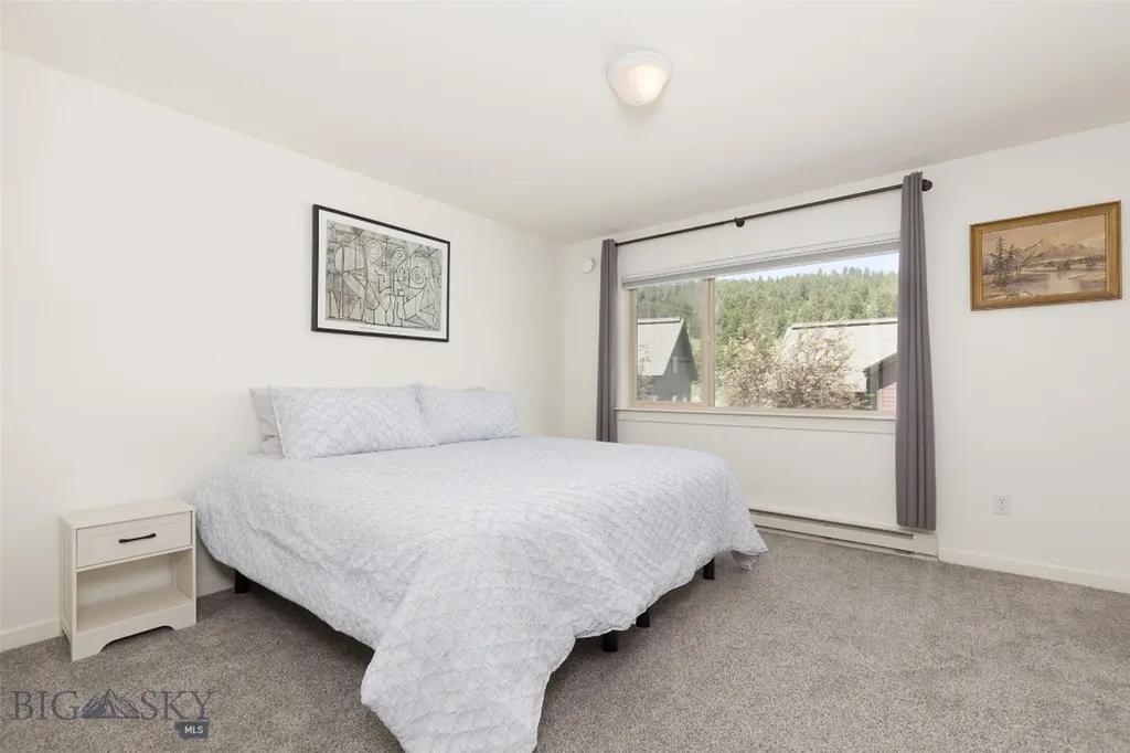 304 Firelight Big Sky MT 59716