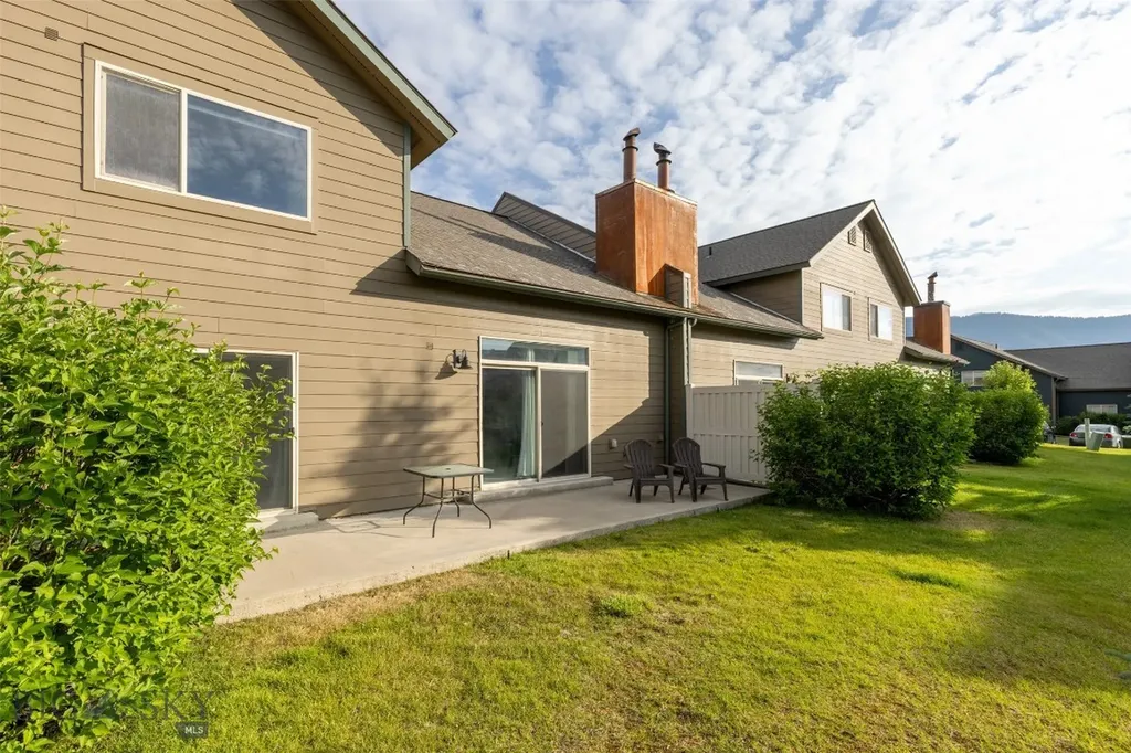 304 Firelight Big Sky MT 59716