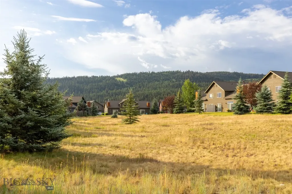 304 Firelight Big Sky MT 59716
