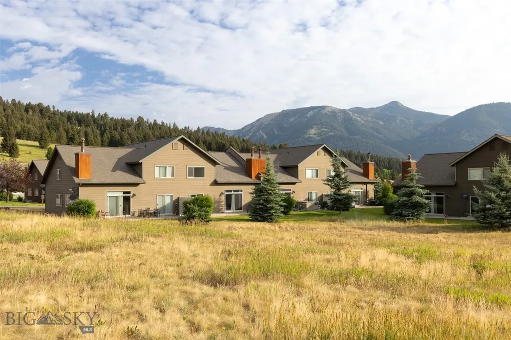304 Firelight Big Sky MT 59716