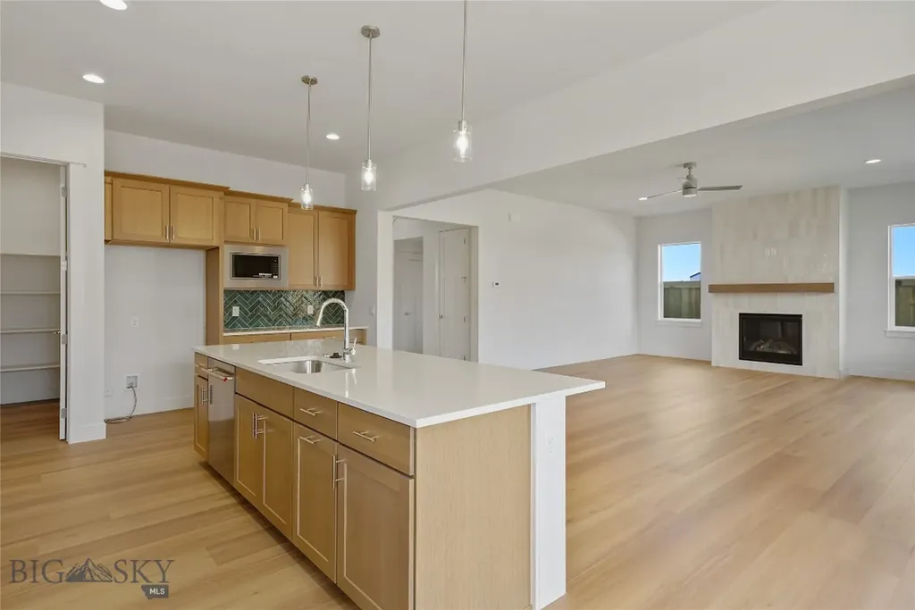 1505 Beeker Lane Belgrade MT 59714