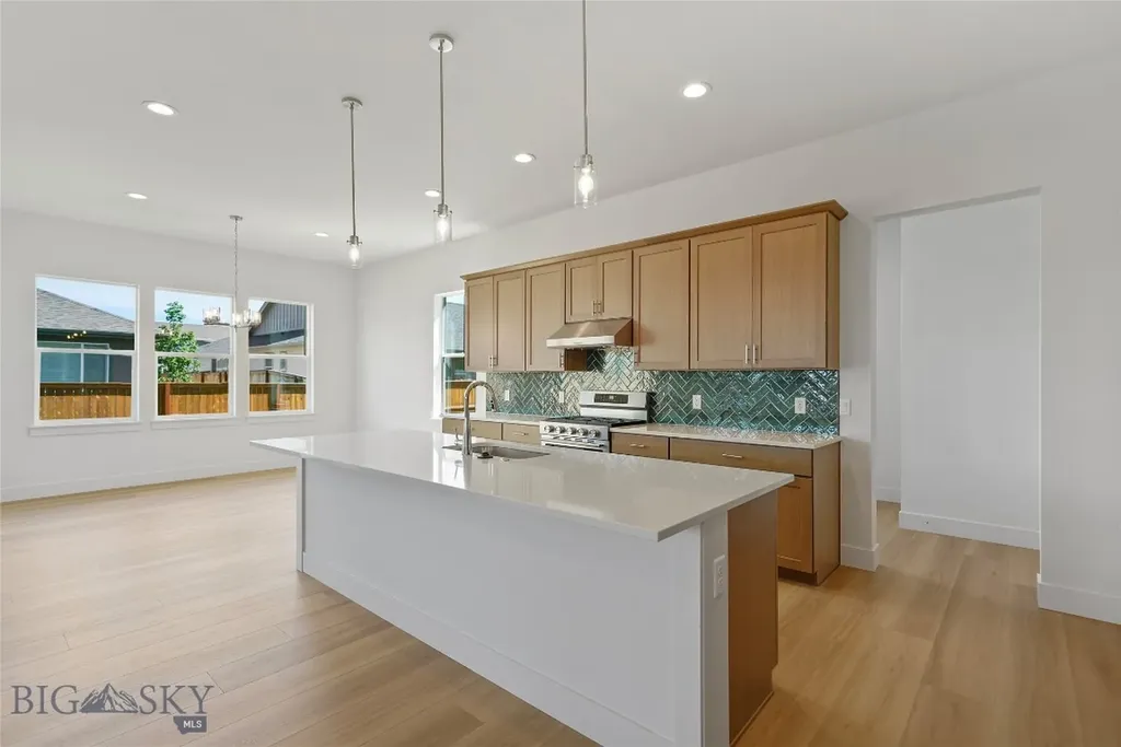 1505 Beeker Lane Belgrade MT 59714