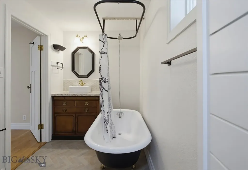 3301 Carter Butte MT 59701