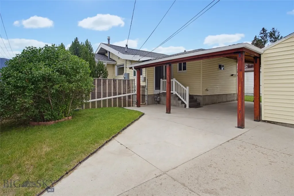 3301 Carter Butte MT 59701
