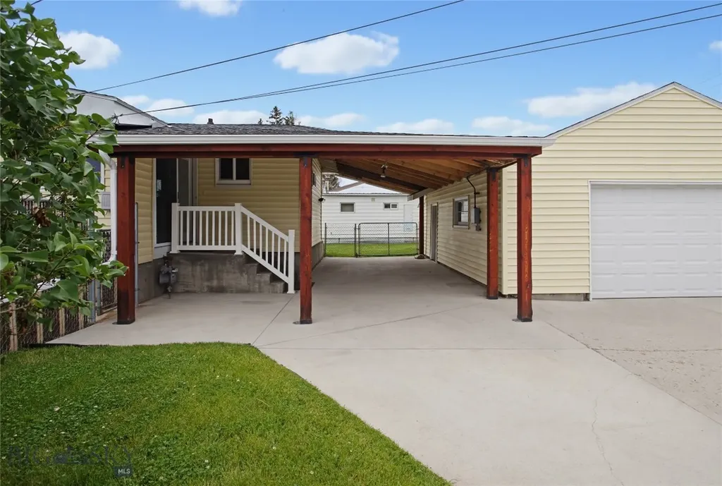 3301 Carter Butte MT 59701
