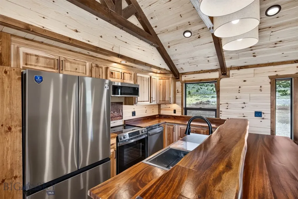 70 Dry Creek Trail Ennis MT 59729