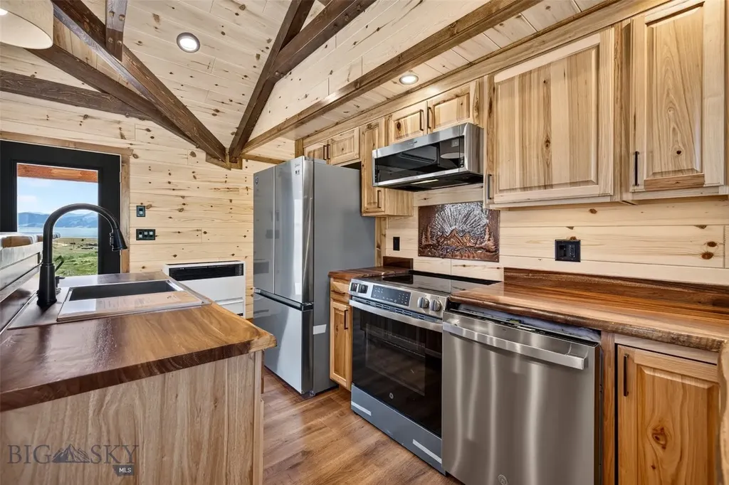 70 Dry Creek Trail Ennis MT 59729