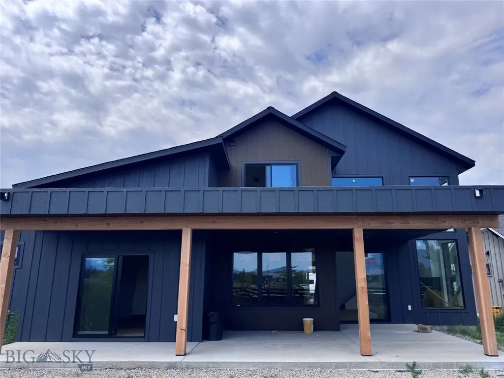 1592 Ryun Sun Way Bozeman MT 59718