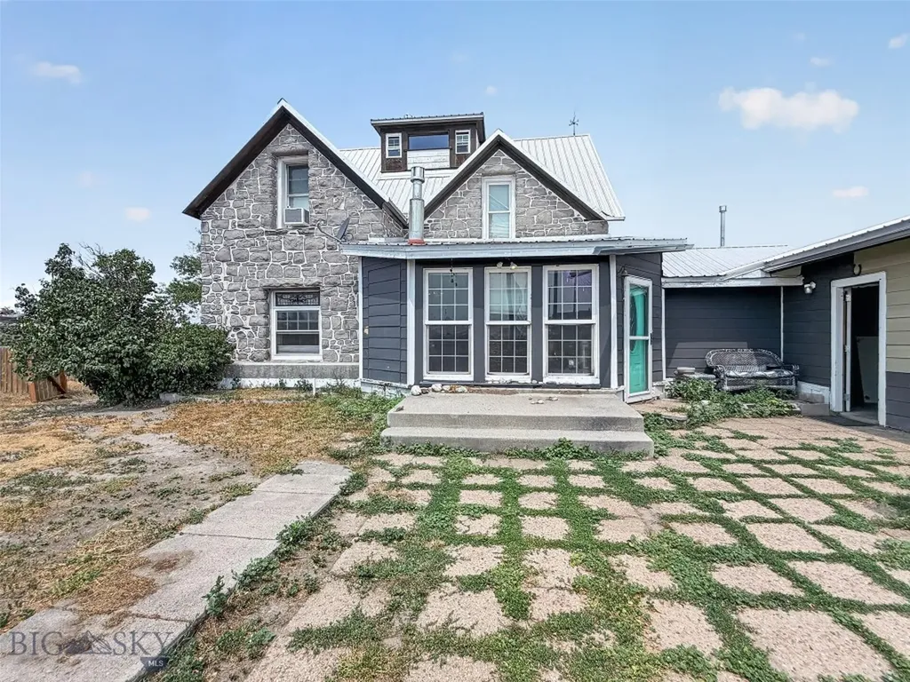 105 W Yellowstone Avenue Big Timber MT 59011