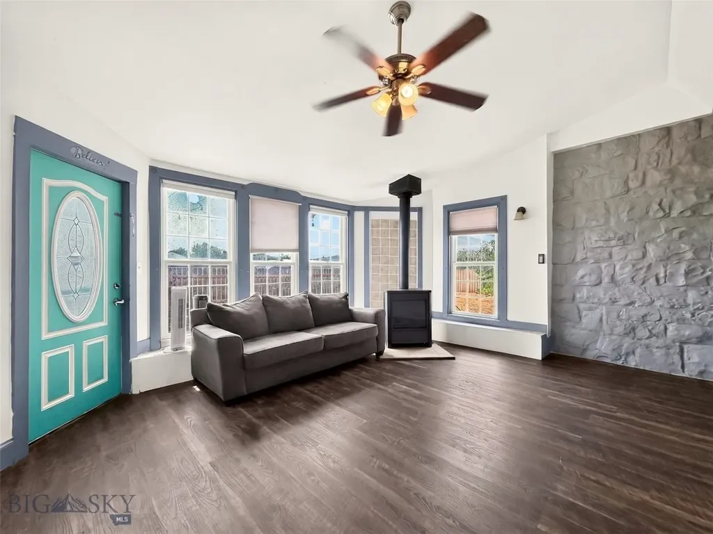 105 W Yellowstone Avenue Big Timber MT 59011