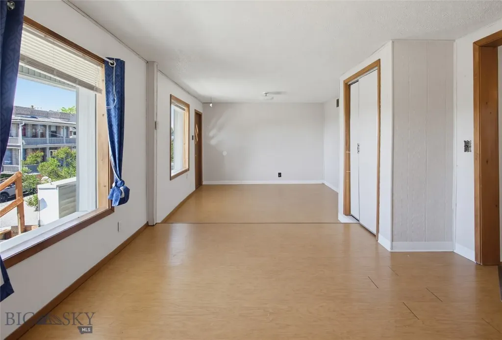 925 W Woolman Butte MT 59701