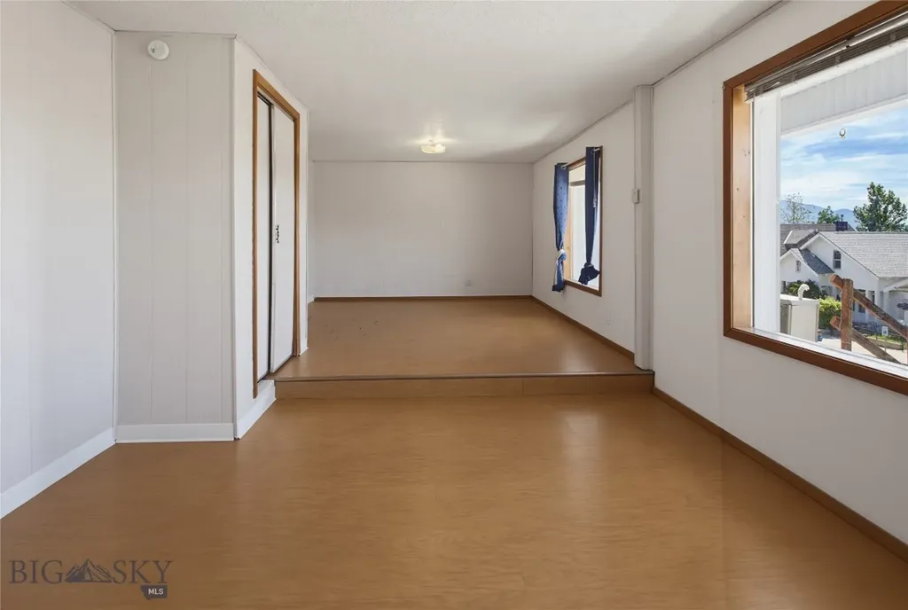 925 W Woolman Butte MT 59701